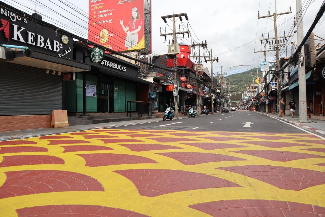 I Dee Hotel Patong Bagian luar foto