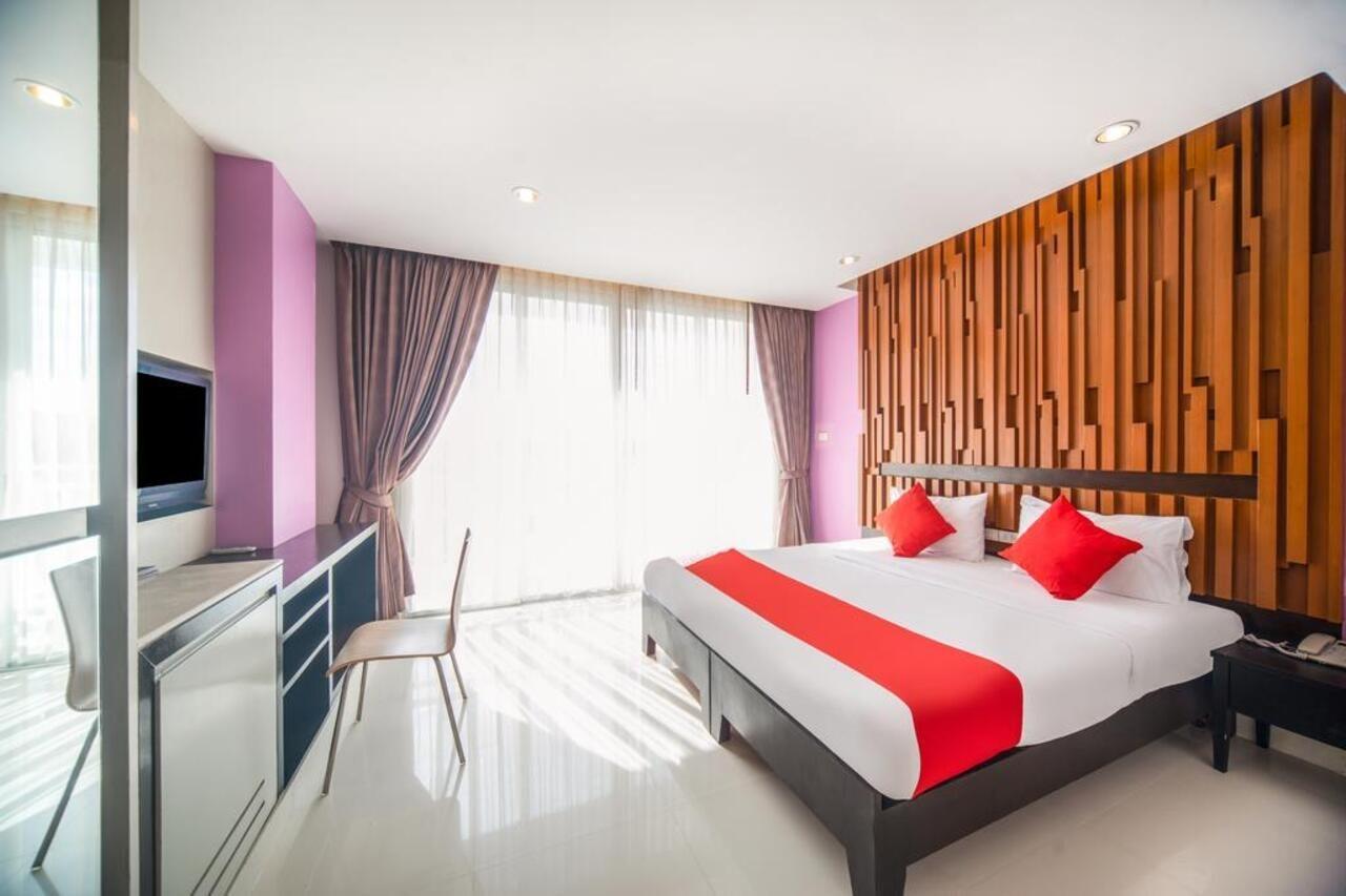 I Dee Hotel Patong Bagian luar foto