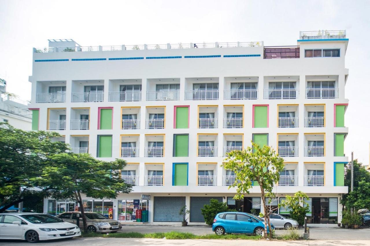 I Dee Hotel Patong Bagian luar foto